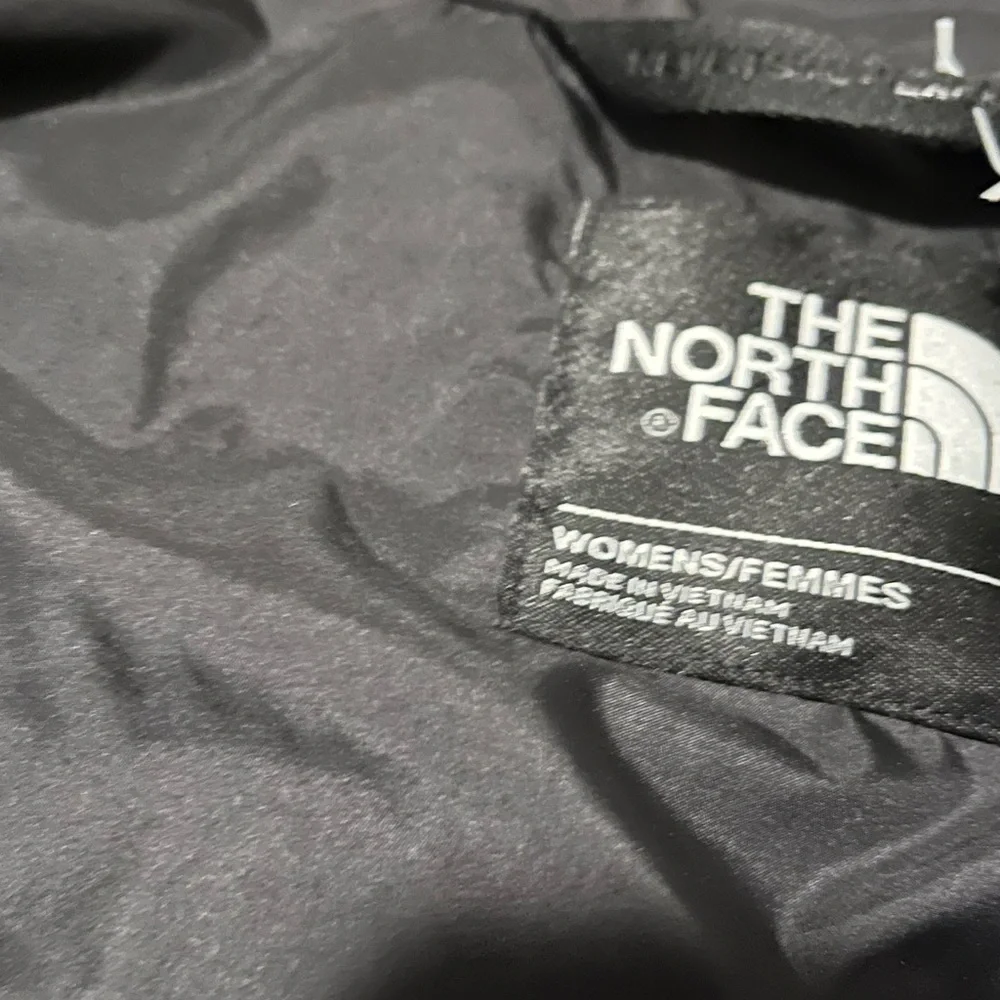 The North Face Hollidown Urban Explorer winter puffer vest women metallic copper - Picture 9 of 13